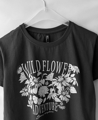 تی شرت ذغالی تیره (مشکی) wild flower برند rev 
