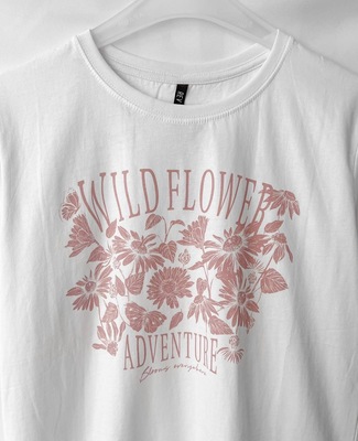 تی شرت سفید wild flower برند rev 